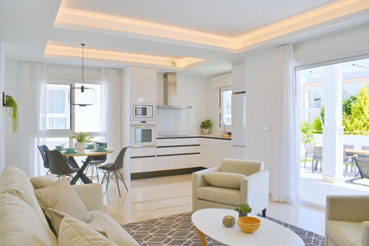 New Build Apartment On Beautiful Modern Complex Rojales Dış mekan fotoğraf