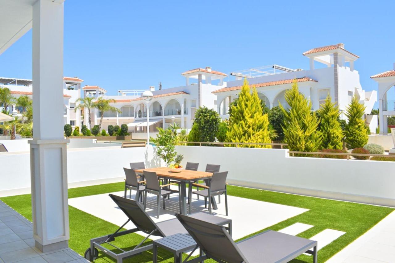 New Build Apartment On Beautiful Modern Complex Rojales Dış mekan fotoğraf