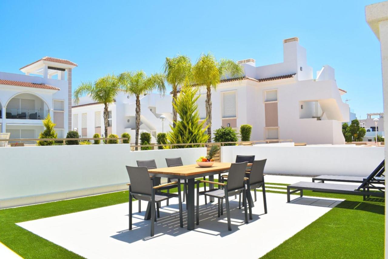 New Build Apartment On Beautiful Modern Complex Rojales Dış mekan fotoğraf