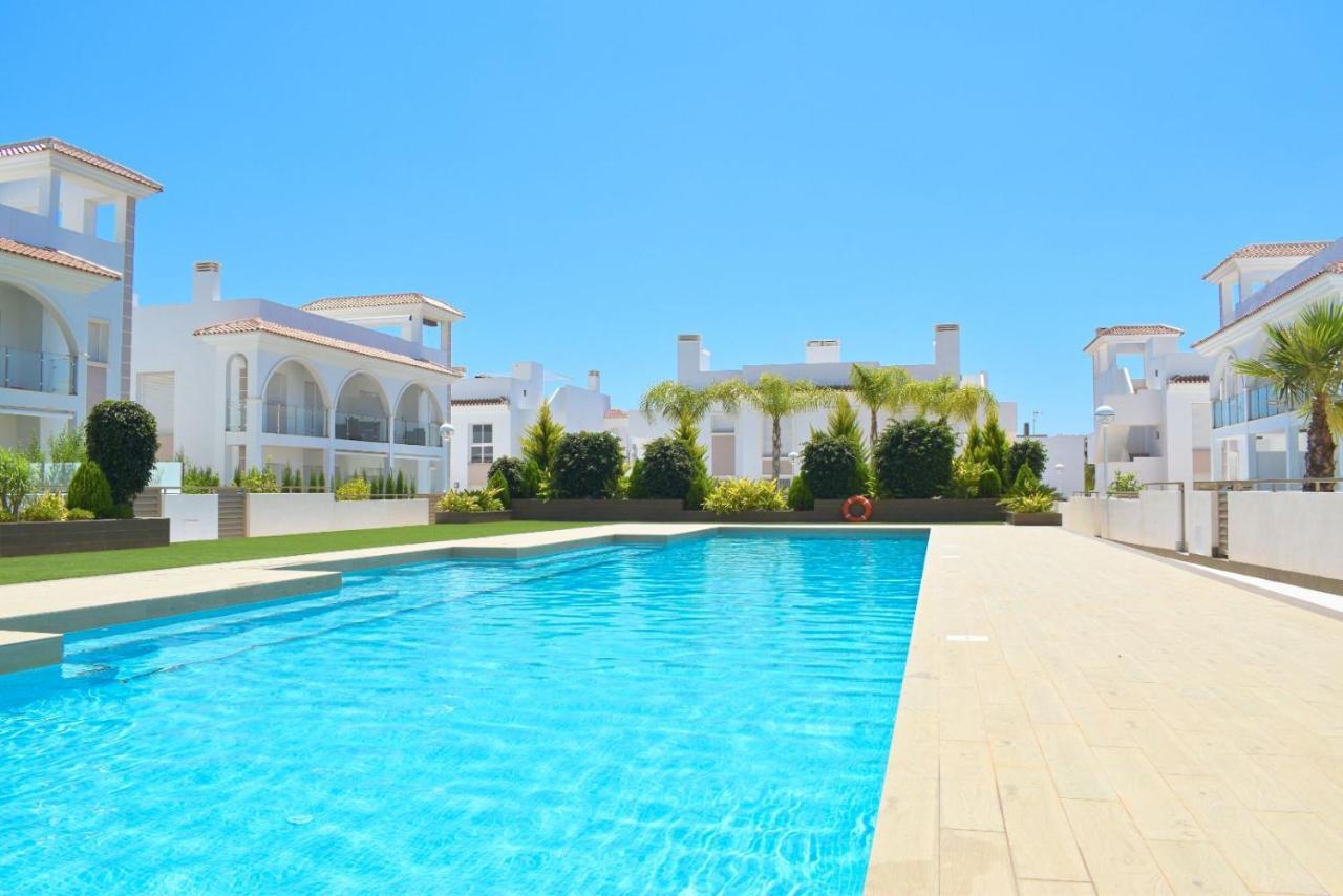 New Build Apartment On Beautiful Modern Complex Rojales Dış mekan fotoğraf