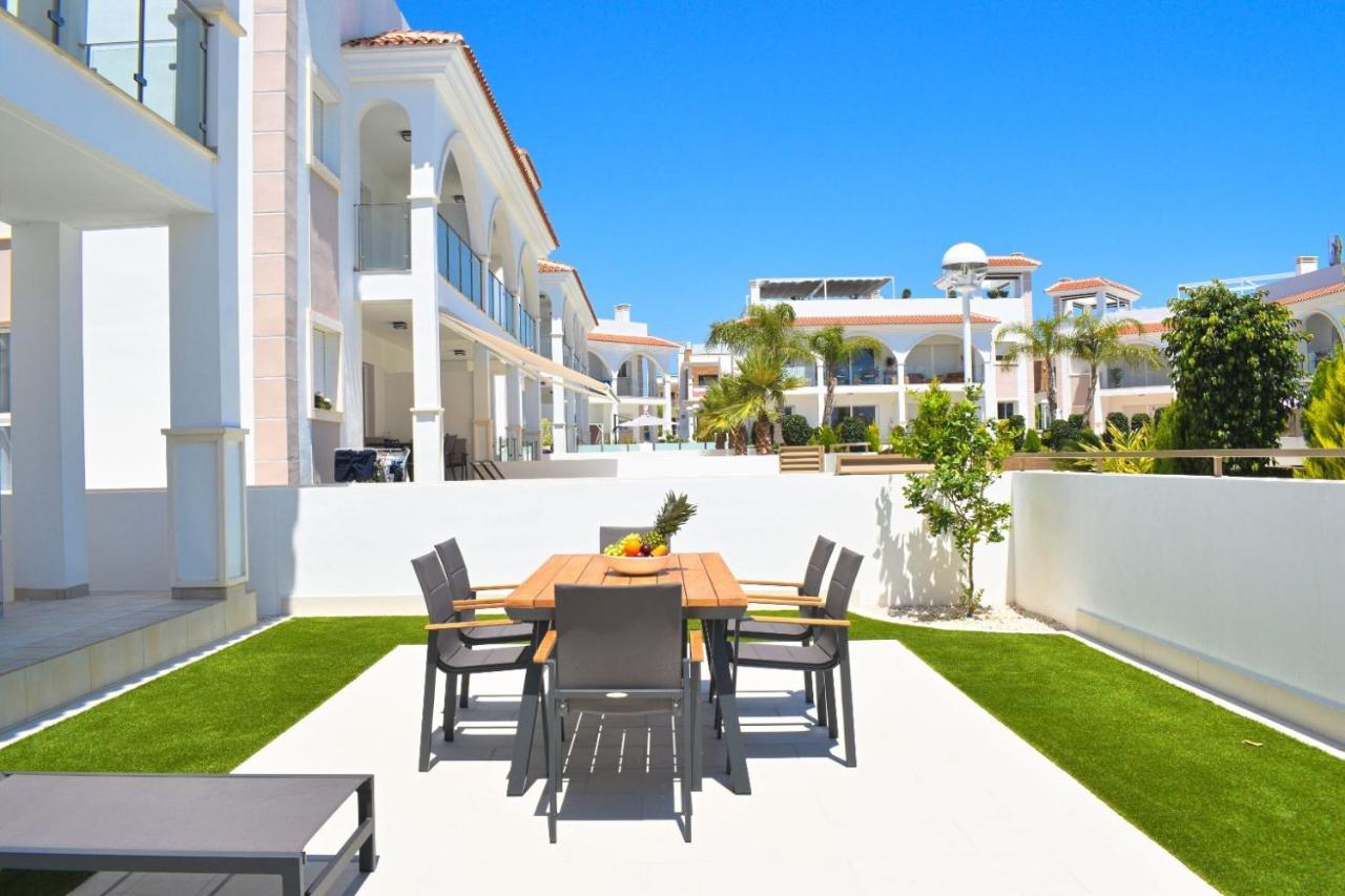 New Build Apartment On Beautiful Modern Complex Rojales Dış mekan fotoğraf